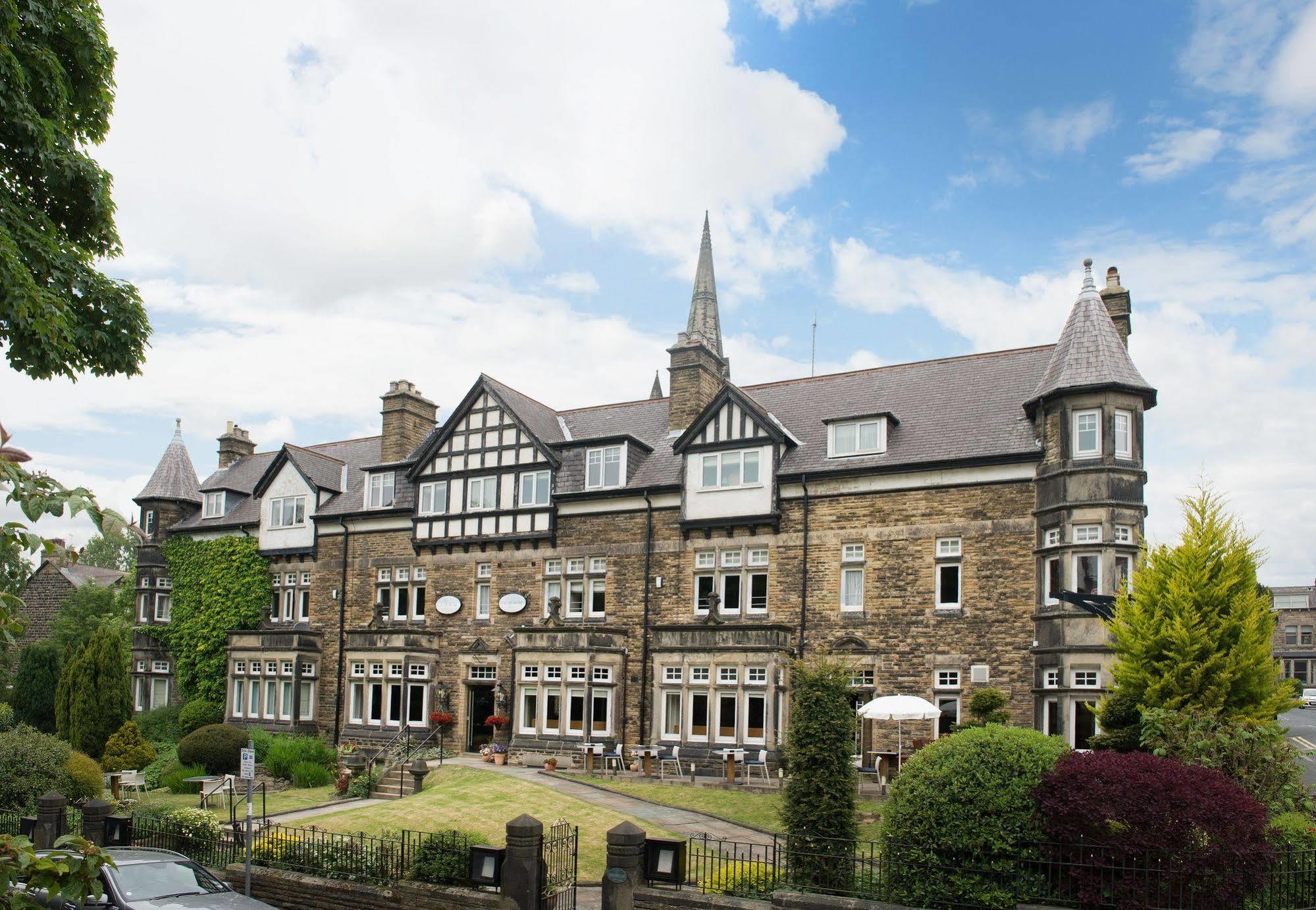 Balmoral Hotel Харрогейт Экстерьер фото